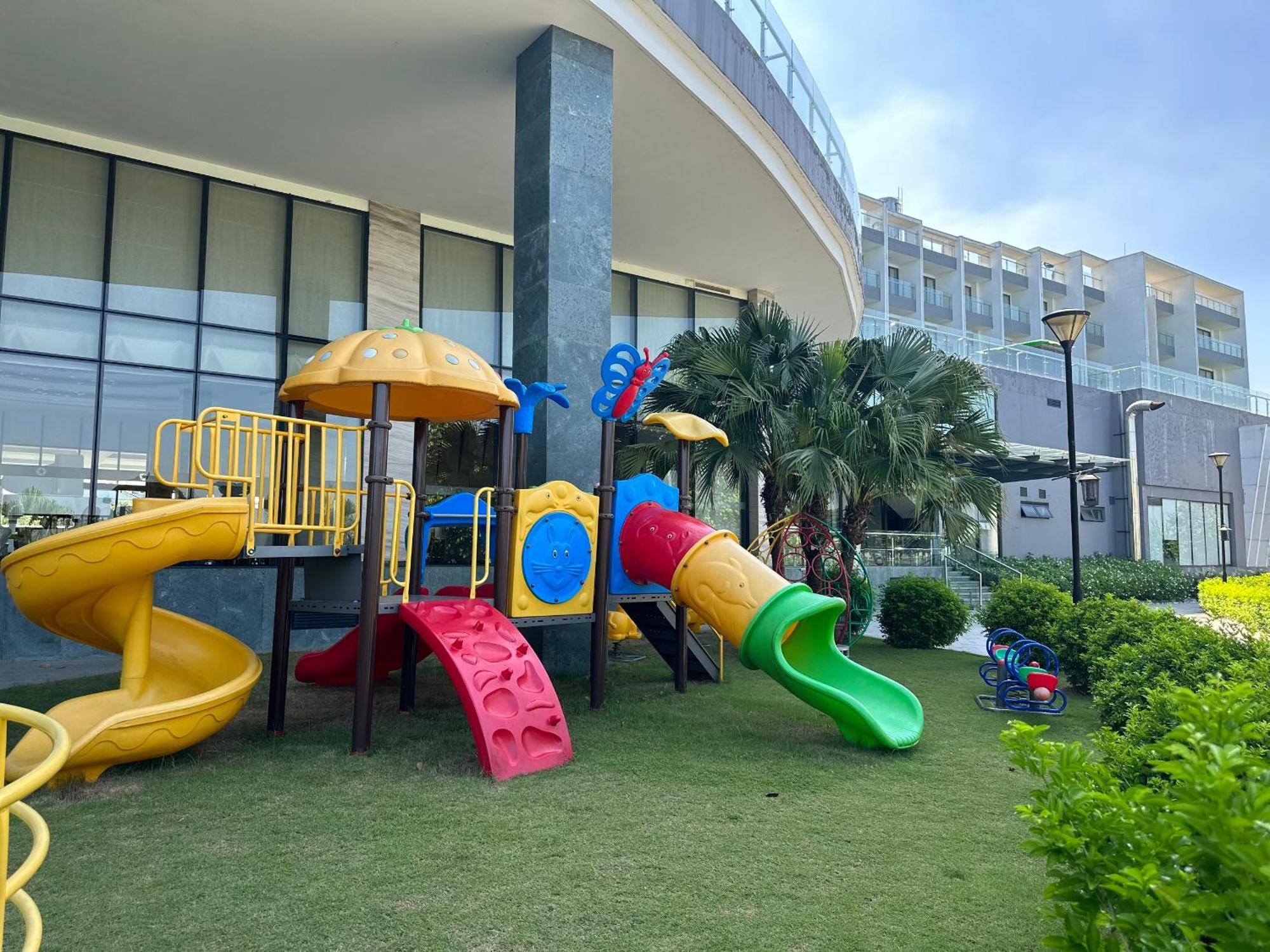 Vinh Yen Dic Star Hotels & Resorts Vinh Phuc מראה חיצוני תמונה